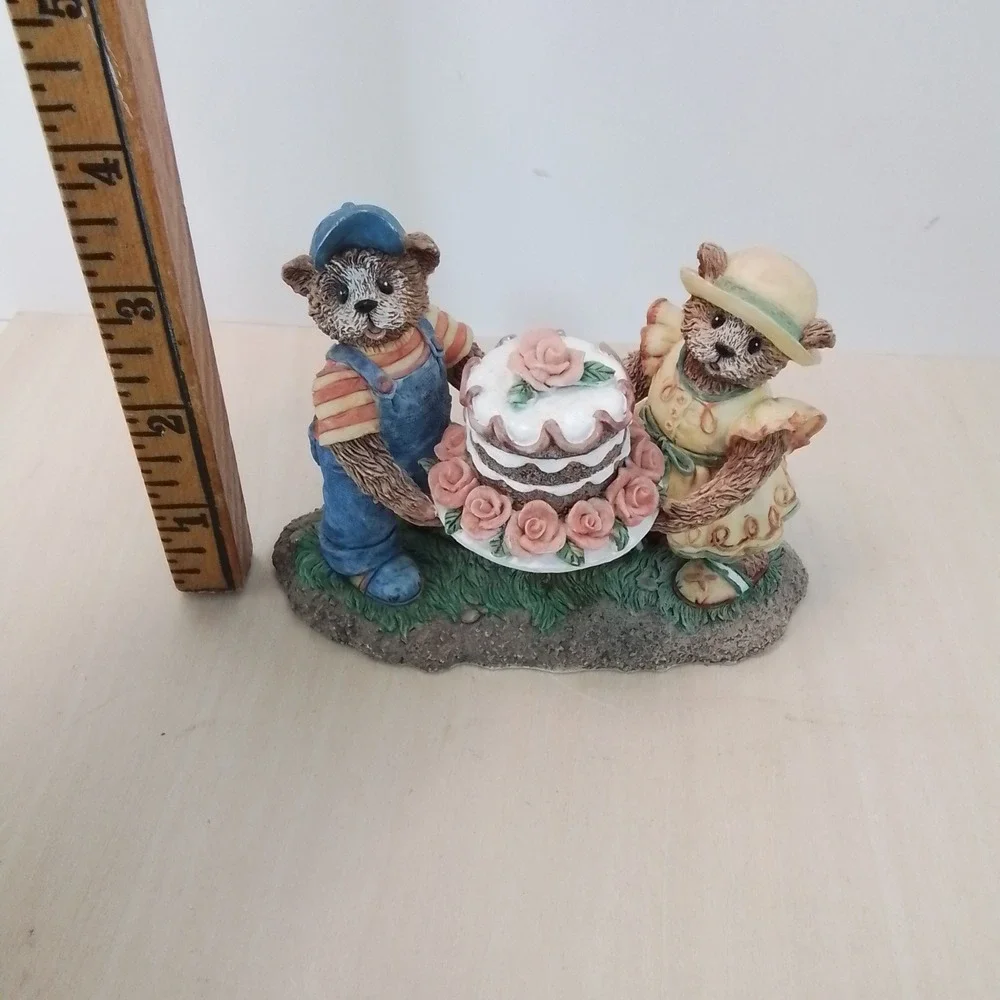 Fitz and Floyd Honeybourne Hollow You Take The Cake‎ Bears Figurine